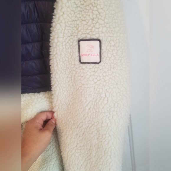 Ivory Ella Sweater - Picture 3 of 7